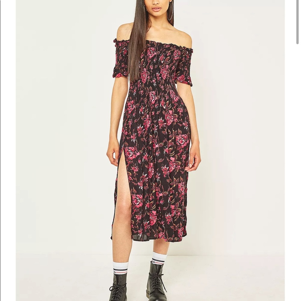 urban outfitters kimchi blue picnic dress